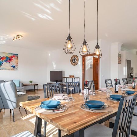 Lovely Home In Benalmadena With Kitchen Exterior foto